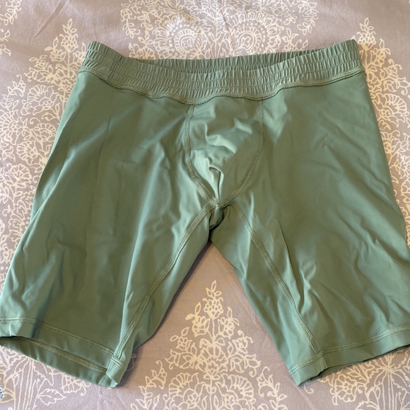Gilly Hicks Mens Shorts - Picture 4 of 4